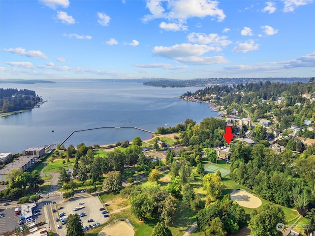 bird's eye view featuring a water view