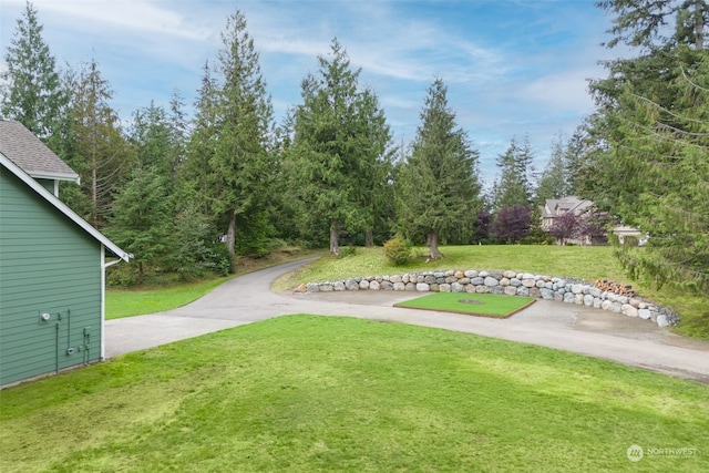 exterior space featuring a lawn