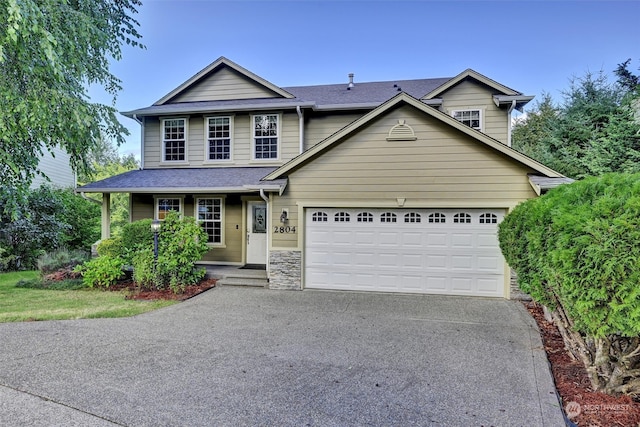 view of front of house featuring a garage