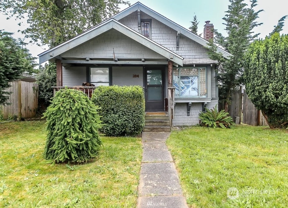204 96th St E, Tacoma, WA 98445 - photo 1