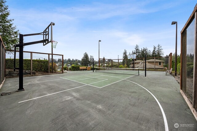 1828 176th Ave E, Lake Tapps, WA 98391
