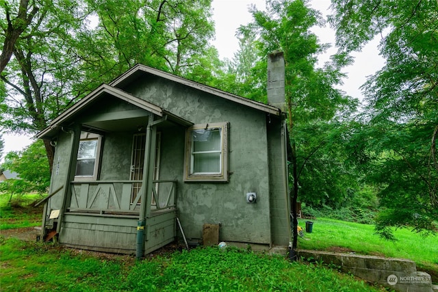 view of side of property