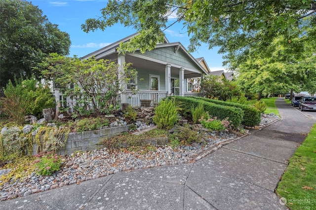 view of front of home featuring a porch