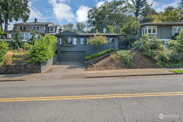 view of front facade featuring a garage