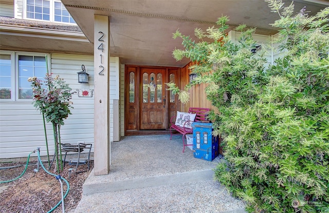 view of property entrance