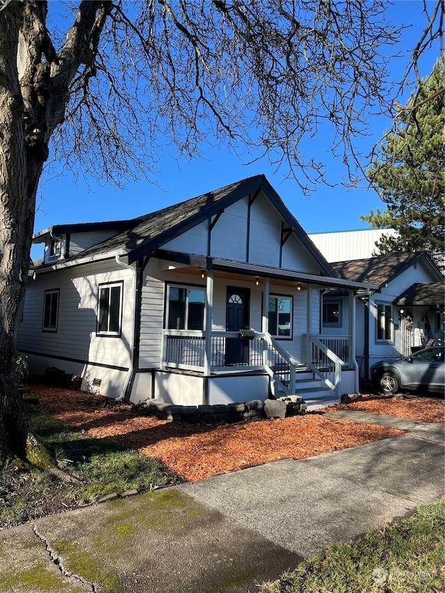 view of front facade featuring covered porch