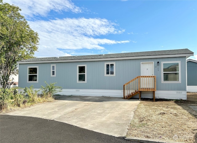 view of manufactured / mobile home