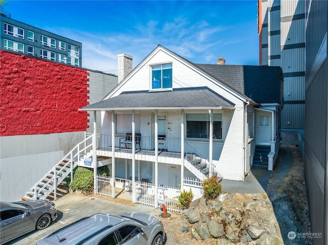 view of front of house featuring covered porch