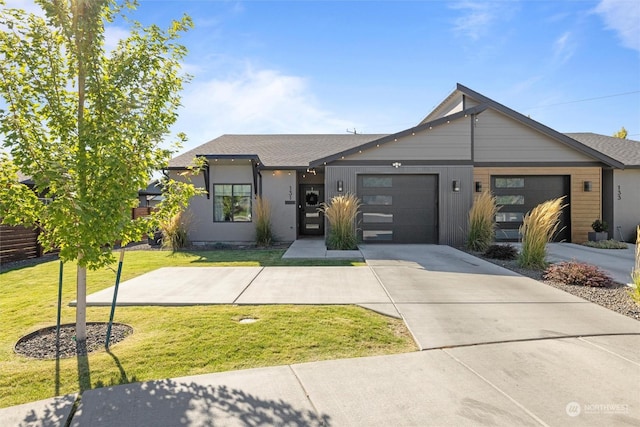 131 Sonoma Pl, Walla Walla, WA 99362 - view of front of house with a front yard, driveway, and a garage