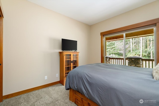 view of carpeted bedroom