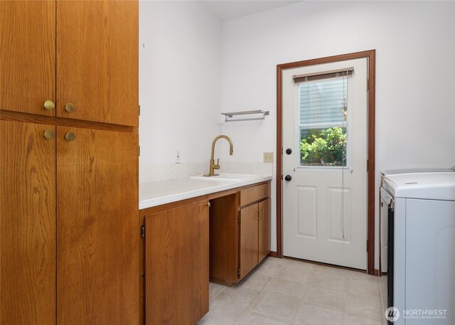125 Arnold Palmer Pkwy, Sequim, WA 98382 - washroom with cabinet space