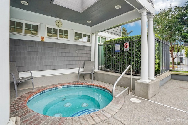 520 SE Columbia River Dr Unit 120, Vancouver, WA 98661 - view of swimming pool featuring a hot tub
