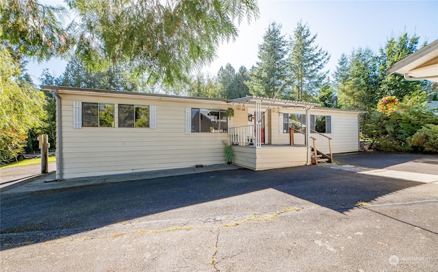 view of manufactured / mobile home