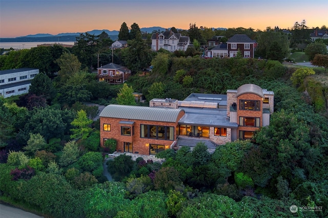 view of aerial view at dusk