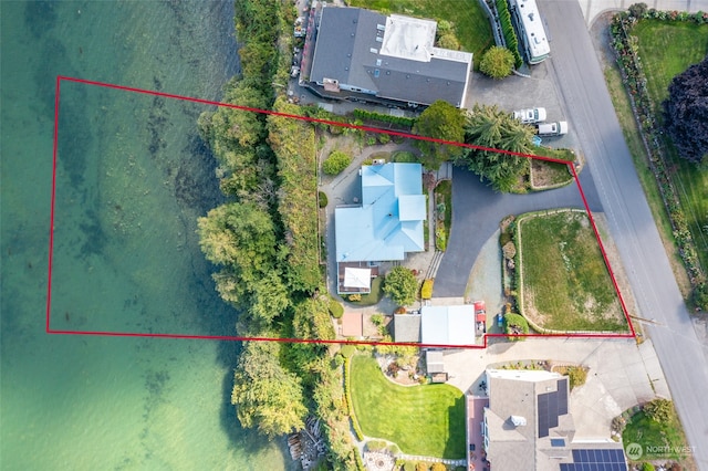 3224 SW Scenic Heights St, Oak Harbor, WA 98277 - aerial view of property and surrounding area with property parcel outlined