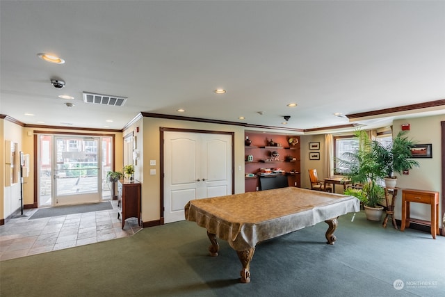 playroom with light carpet, crown molding, and pool table