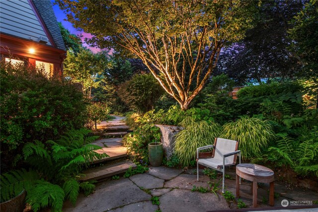 1406 Mcgilvra Blvd E, Seattle, WA 98112 - view of patio terrace at dusk