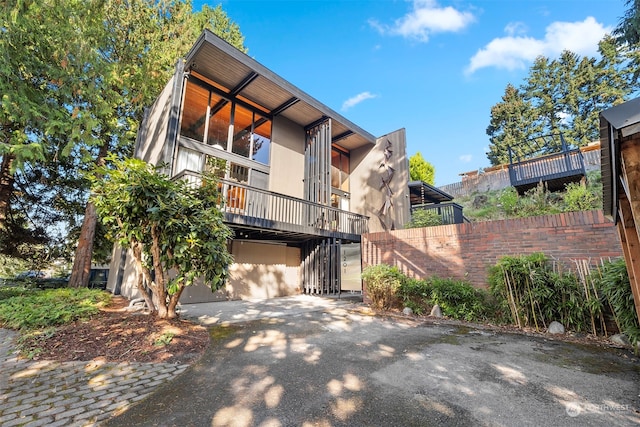 view of front of home featuring a garage