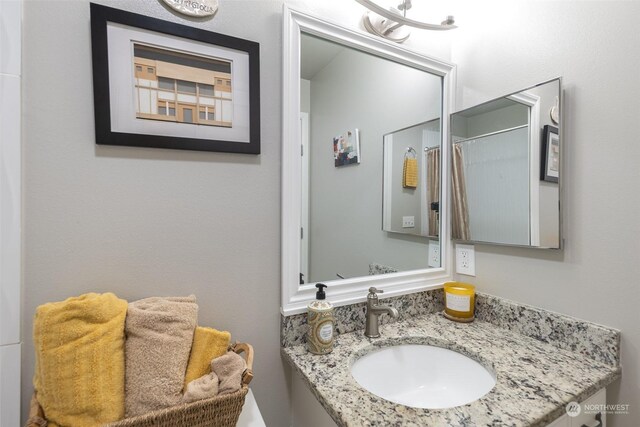 bathroom with vanity