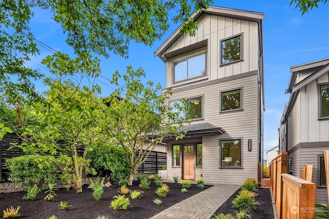 3437 12th Ave W, Seattle, WA 98119 - view of front of home