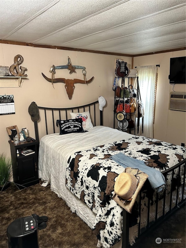 464A Peters Rd, Randle, WA 98377 - carpeted bedroom featuring a textured ceiling