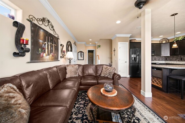 9225 Red Cliff Dr NW Unit B53, Quincy, WA 98848 - living area featuring recessed lighting, crown molding, and dark wood finished floors