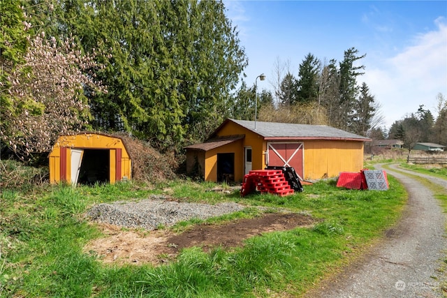 view of outbuilding