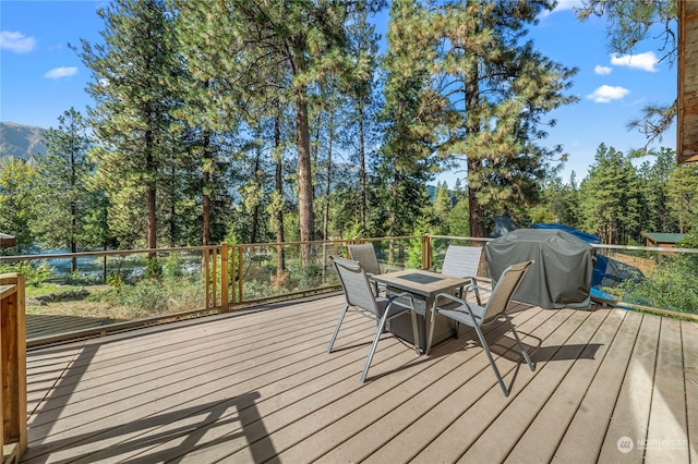 deck with grilling area