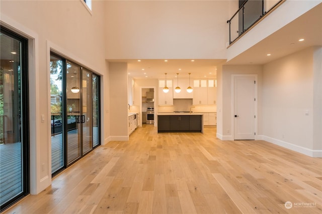 10368 Kaylen Pl, Bellevue, WA 98004 - photo 9