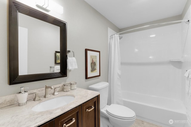 full bathroom featuring vanity, shower / bathtub combination with curtain, and toilet