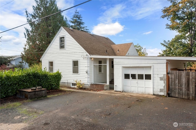 view of front of house featuring a garage