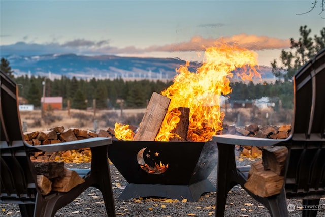 details featuring a fire pit