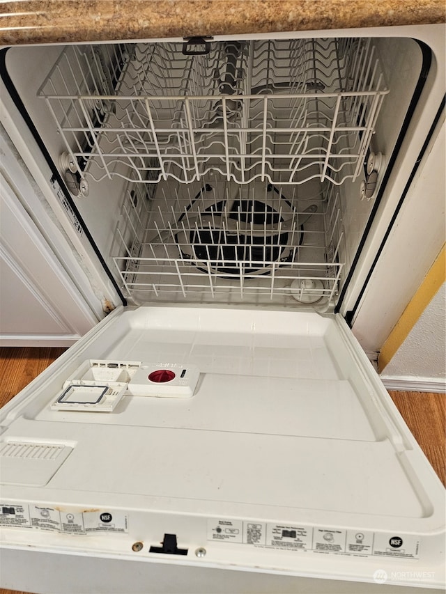 31003 14th Ave S Unit E-10, Federal Way, WA 98003 - room details featuring dishwasher
