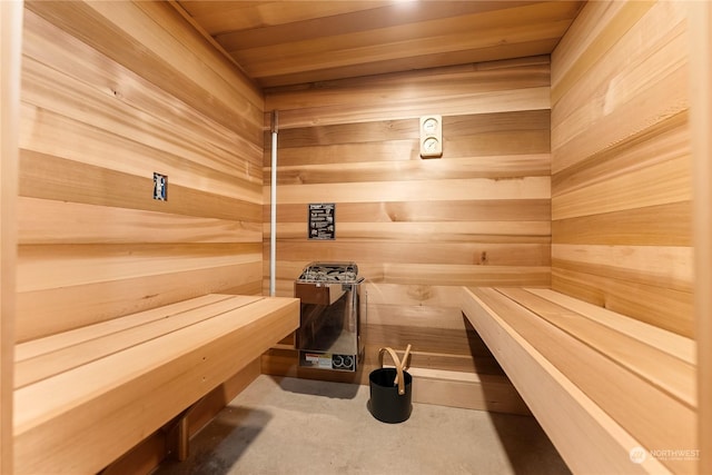 view of sauna / steam room