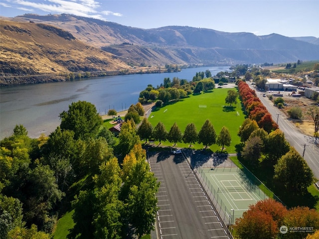 260 Chestnut St, Chelan Falls, WA 98817 - drone / aerial view featuring a water and mountain view