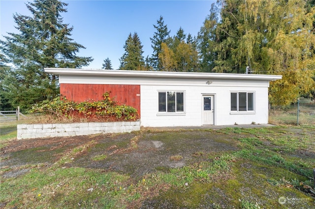 781 Irondale Rd, Port Hadlock, WA 98339 - exterior space with fence
