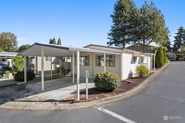 view of manufactured / mobile home