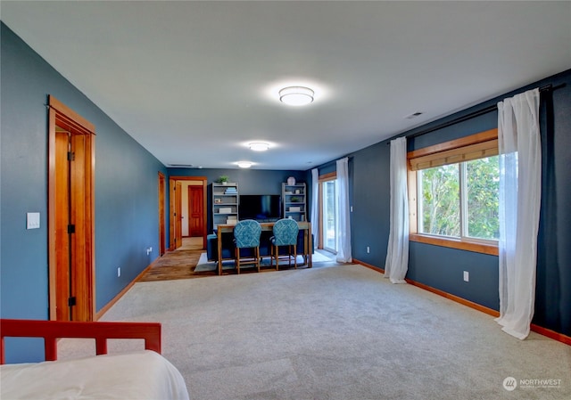 bedroom featuring carpet floors