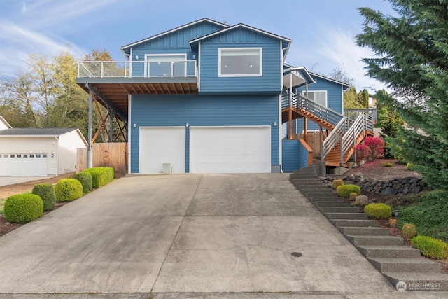 view of front of home featuring a garage