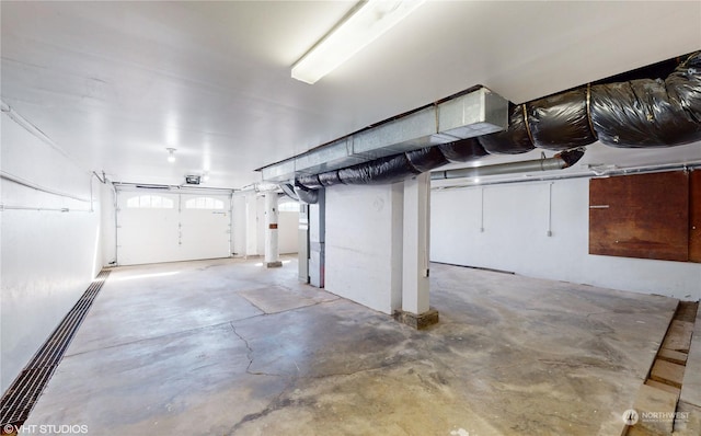 713 N Broadway St, Aberdeen, WA 98520 - view of below grade area