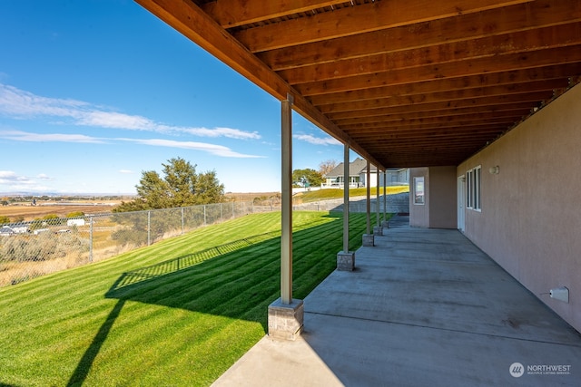 view of yard featuring a patio area