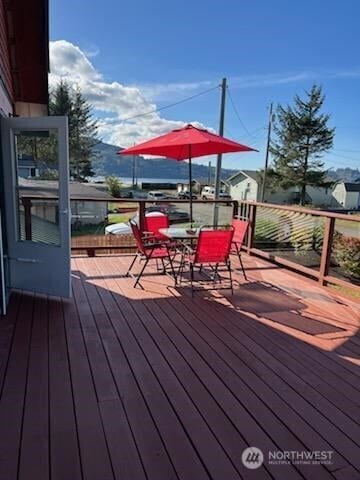 61 Salt Air St, Clallam Bay, WA 98326 - deck featuring outdoor dining space