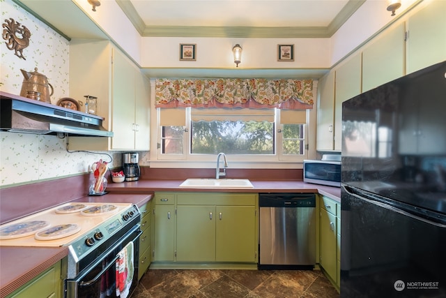 kitchen with crown molding, stainless steel appliances, green cabinets, and sink