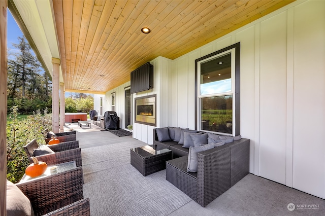 view of patio / terrace featuring an outdoor living space