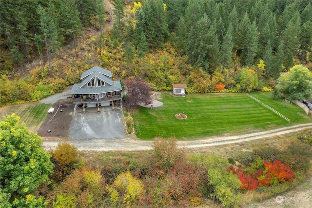 456 Hinthorne Ln, Leavenworth, WA 98826 - aerial view of property and surrounding area with a heavily wooded area