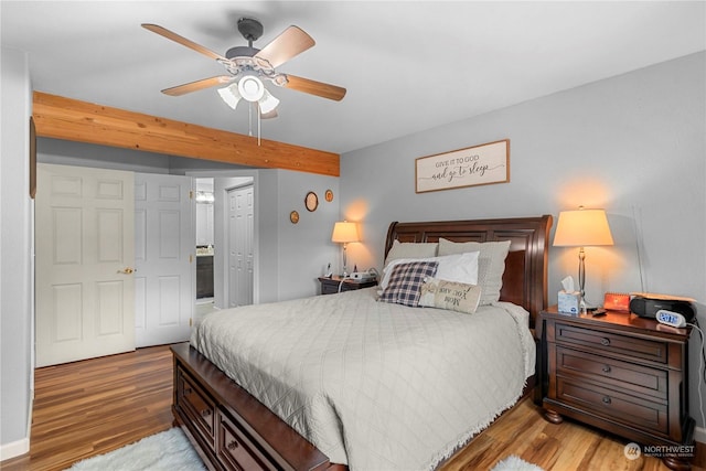 456 Hinthorne Ln, Leavenworth, WA 98826 - bedroom with wood finished floors, ensuite bath, and a ceiling fan