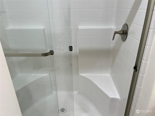 507 131st St E Unit L, Tacoma, WA 98445 - bathroom featuring a shower stall