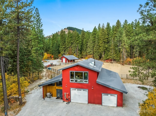 exterior space featuring an outbuilding