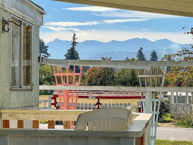 property view of mountains