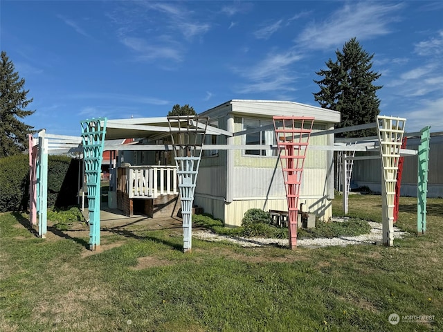 exterior space with a lawn